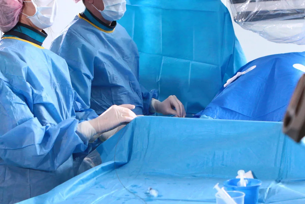 Fístula colovesical en CDMX y Naucalpan: atención coloproctológica especializada